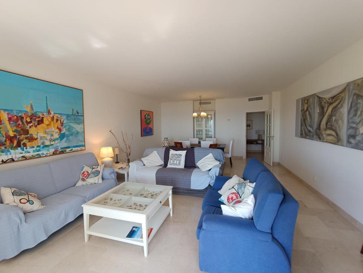 Amplio Apartamento En Portofino Alcaidesa Bagian luar foto